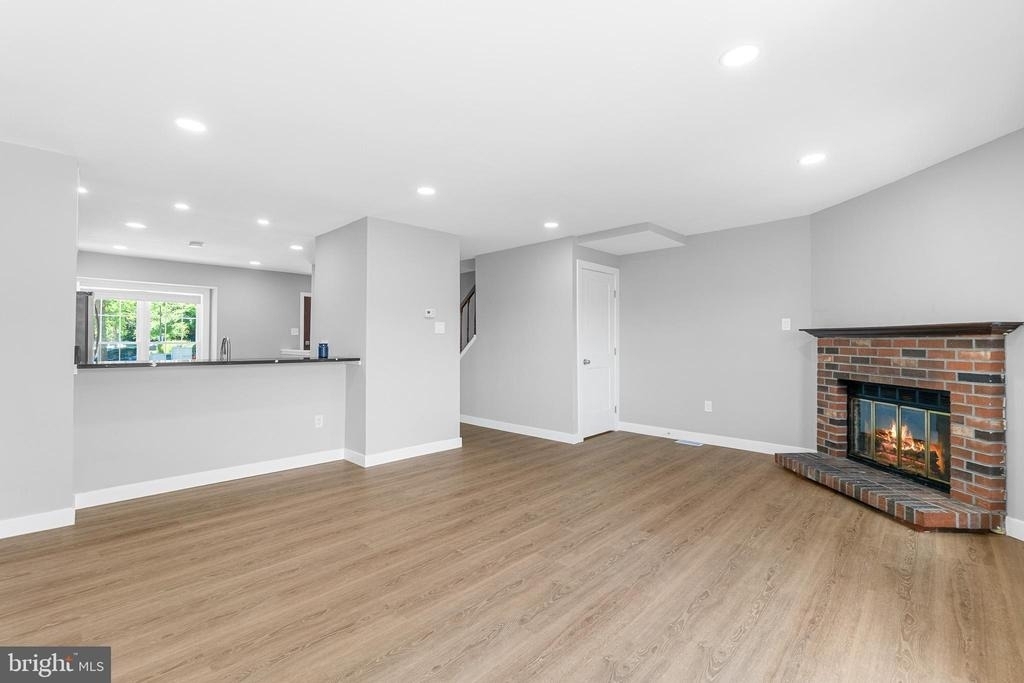 11409 Berland Place - Photo 8