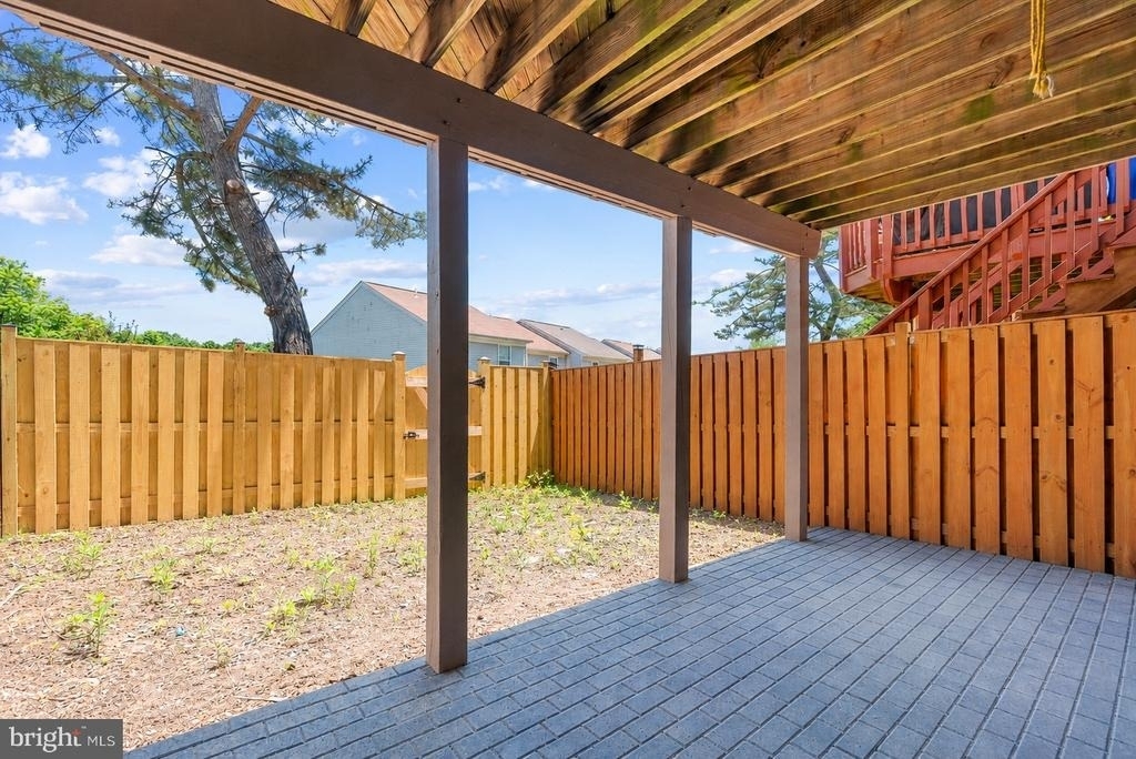 11409 Berland Place - Photo 24