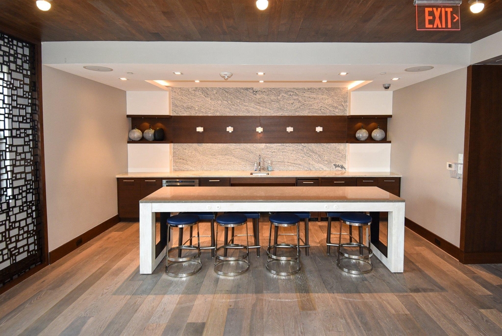 8302 Woodmont Avenue - Photo 24