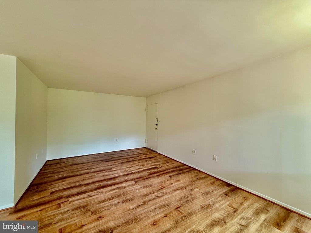 12204 Braxfield Court - Photo 3
