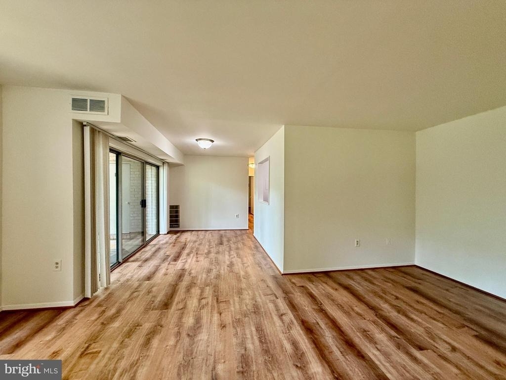 12204 Braxfield Court - Photo 5
