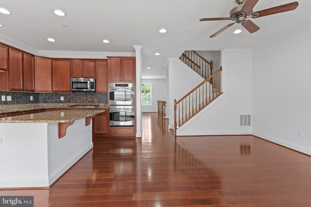 8852 Purple Iris Lane - Photo 17