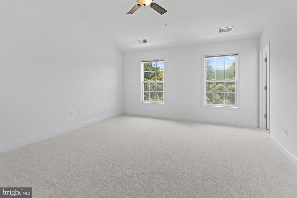 8852 Purple Iris Lane - Photo 22