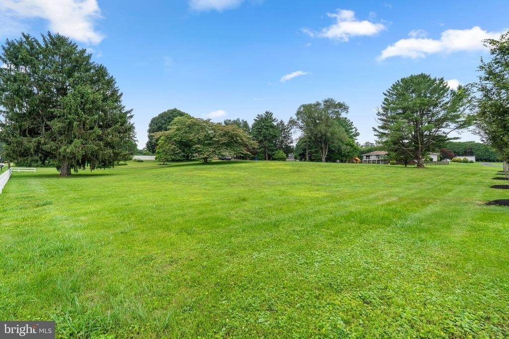 1920 Woodstock Road - Photo 42