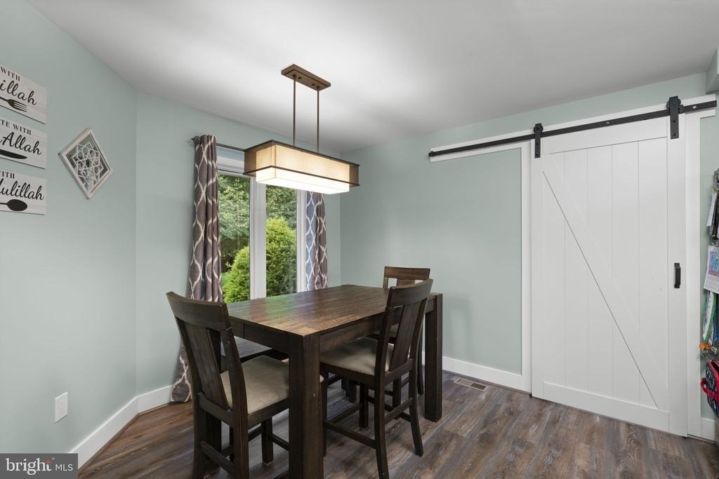 1920 Woodstock Road - Photo 14