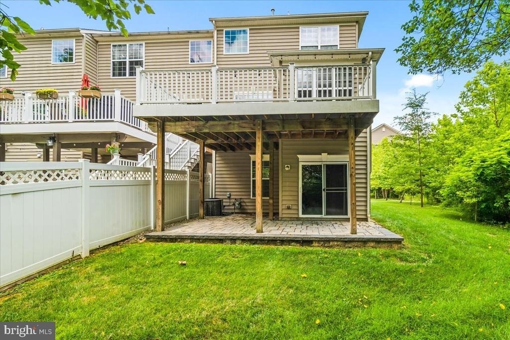 5053 Wesley Square - Photo 37