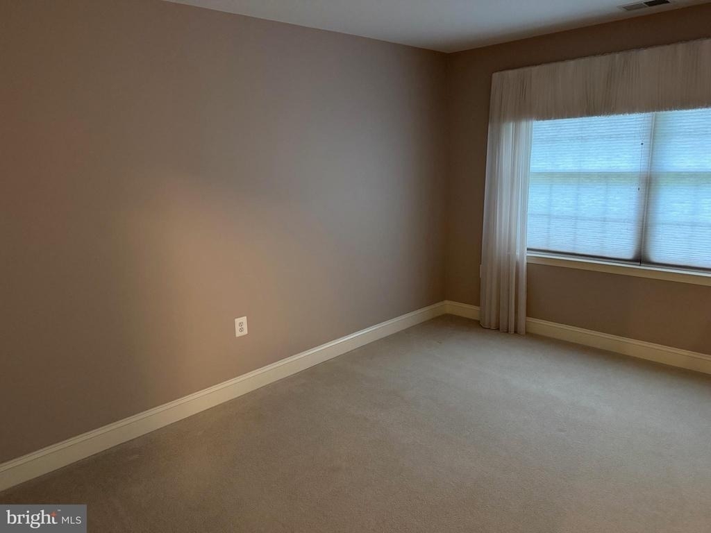 615 Strandhill Court - Photo 16