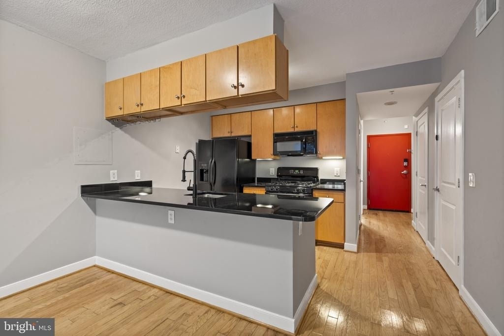 1117 10th Street Nw - Photo 7