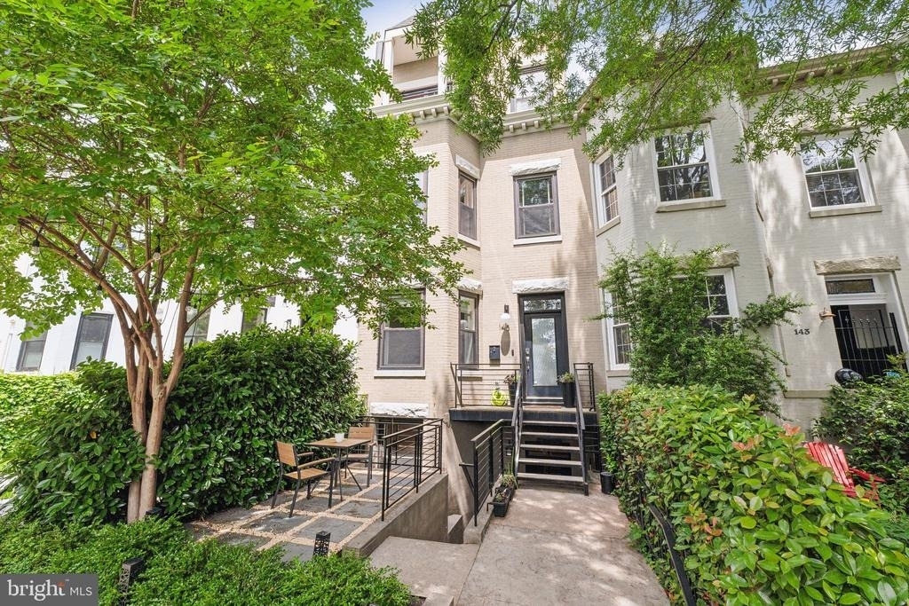 145 Adams Street Nw - Photo 18
