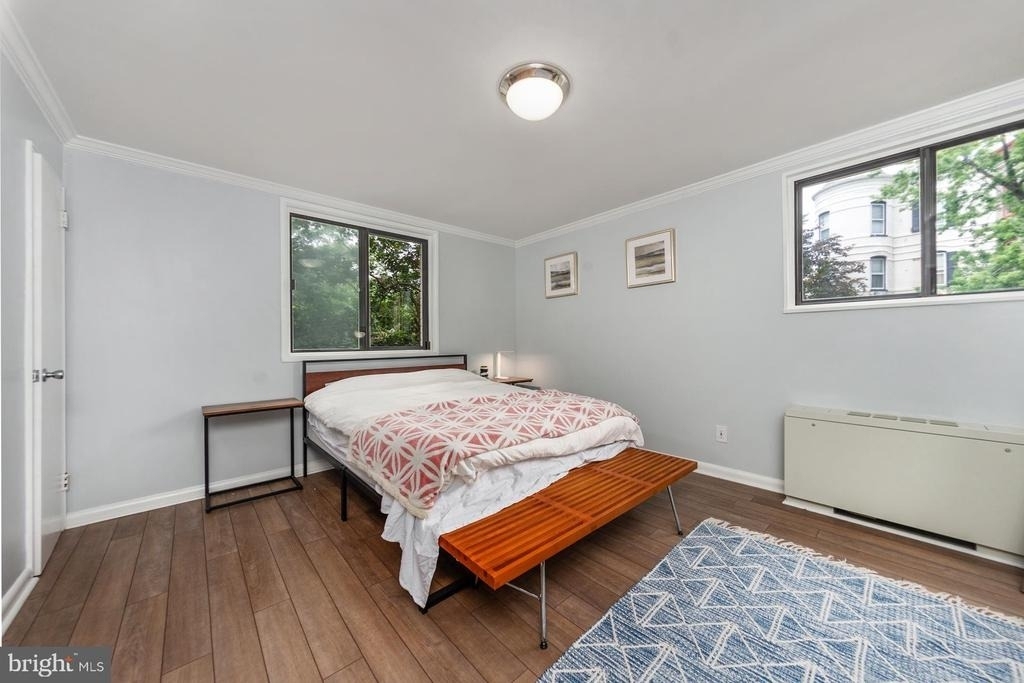 305 C Street Ne - Photo 13