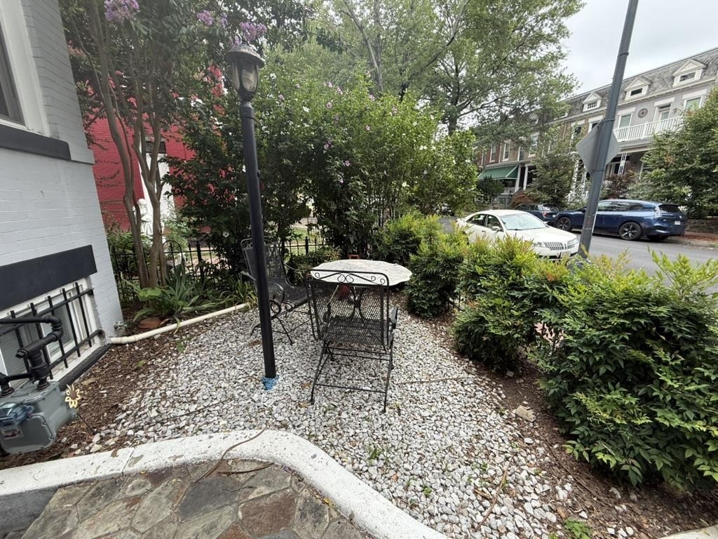 908 11th Street Ne - Photo 15