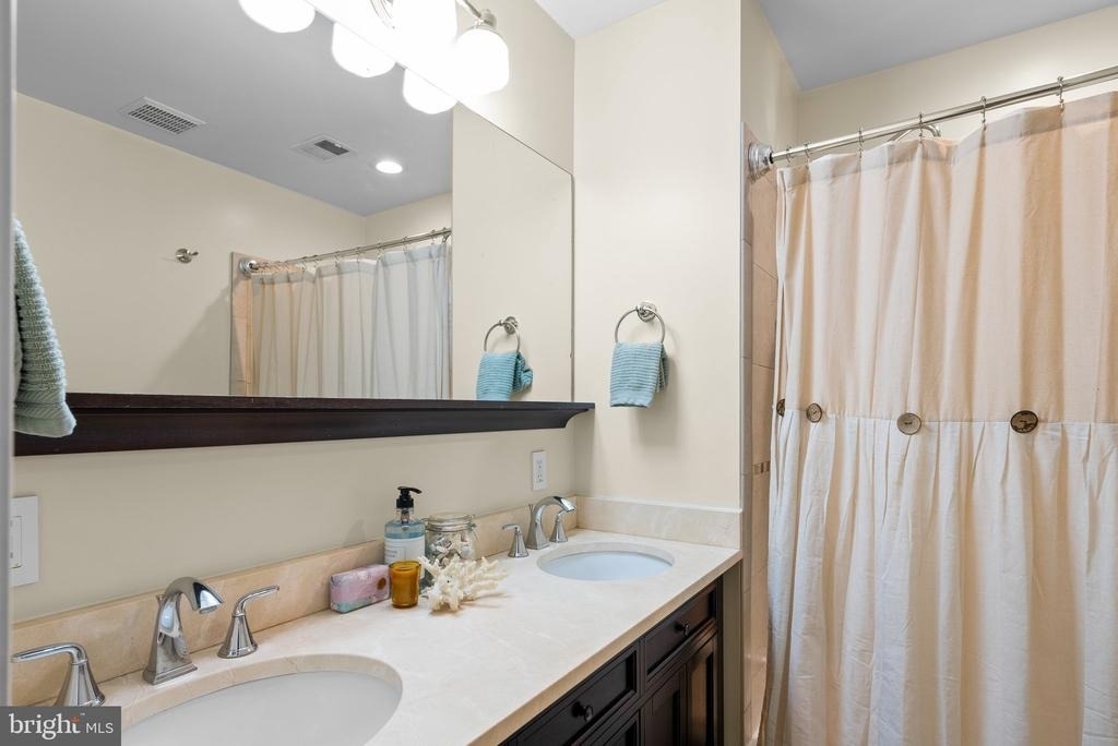 410 11th Street Ne - Photo 25