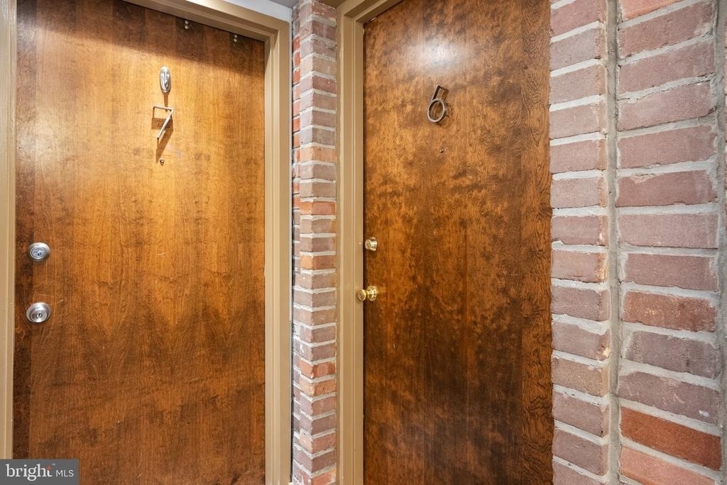410 11th Street Ne - Photo 4