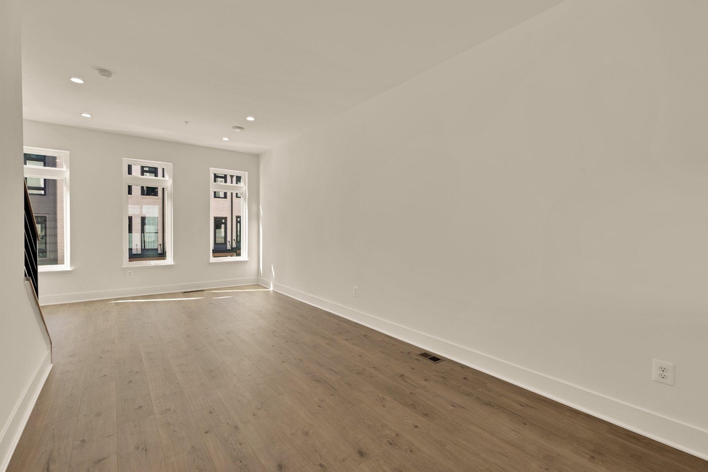 2607 Platt Court Nw - Photo 2
