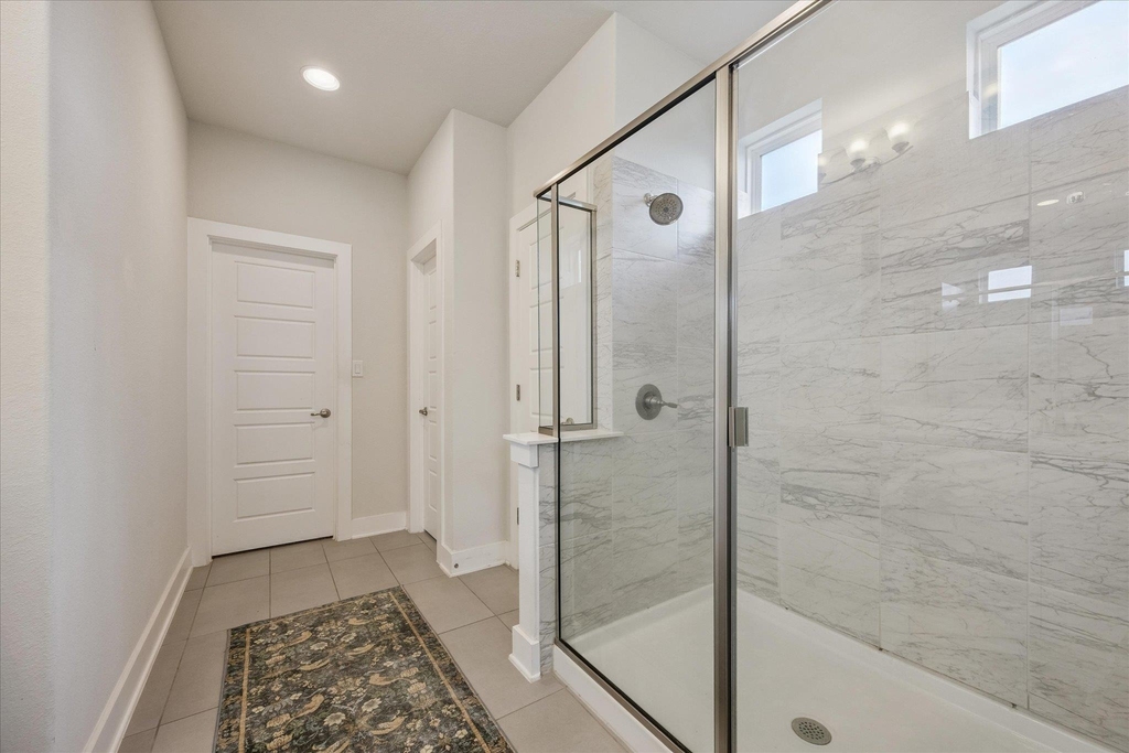 111 Alexander - Photo 11
