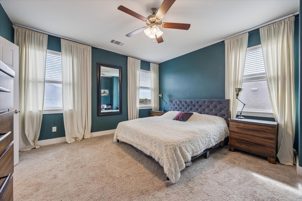 111 Alexander - Photo 10