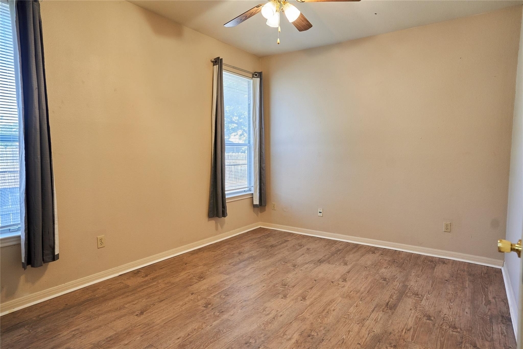 508 Gregory Ct - Photo 7