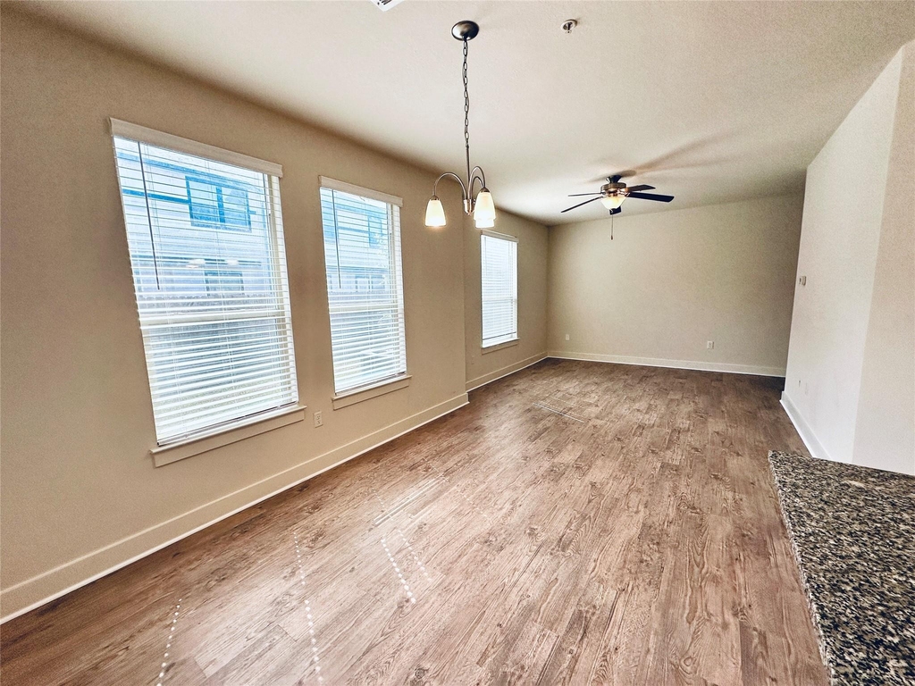 2216 Creekside Ln - Photo 15
