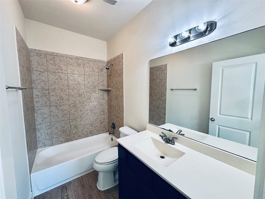 2216 Creekside Ln - Photo 18