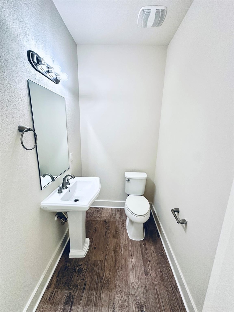 2216 Creekside Ln - Photo 16