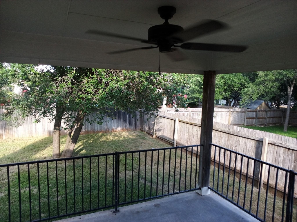 2412 Tumbling River Dr - Photo 2