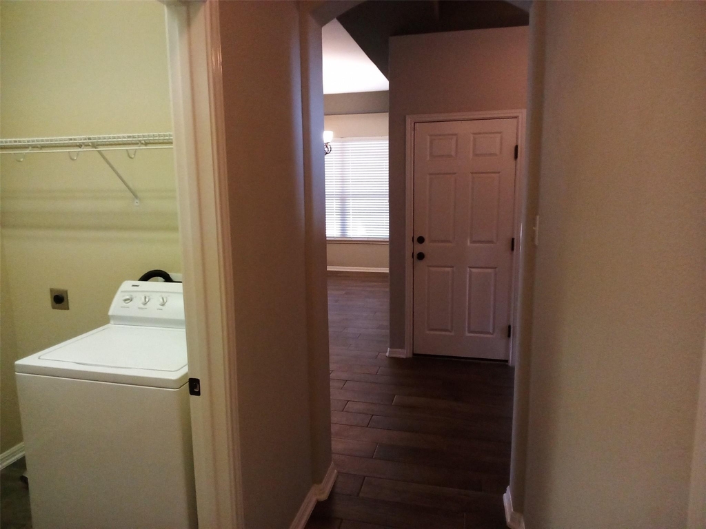 2412 Tumbling River Dr - Photo 9