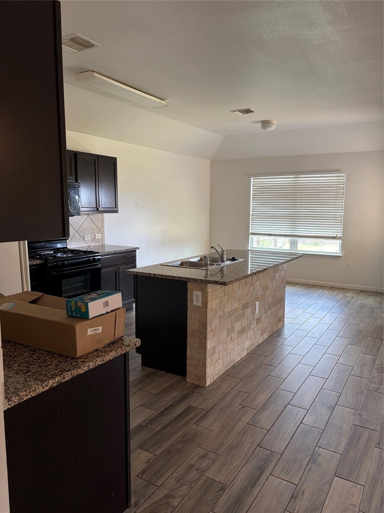137 Rafe Ct - Photo 35