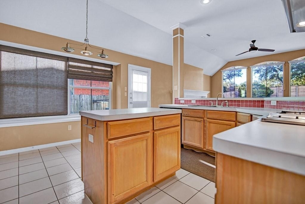 1901 Dapplegrey Ln - Photo 19