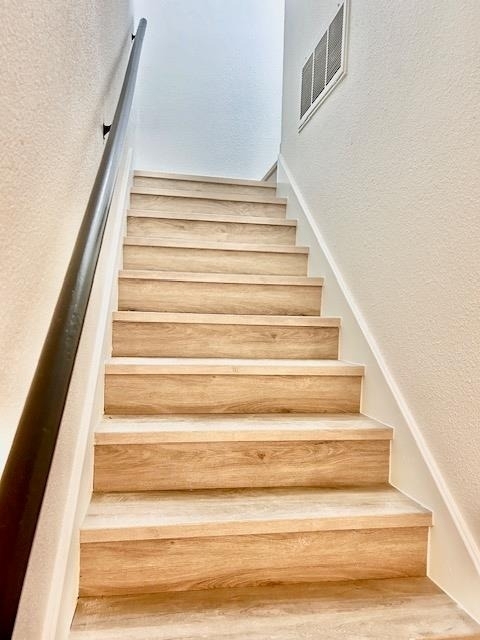 5903 Cougar Dr - Photo 2