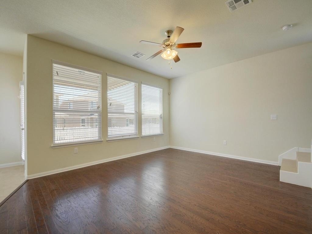 2015 Barker House Cv - Photo 6