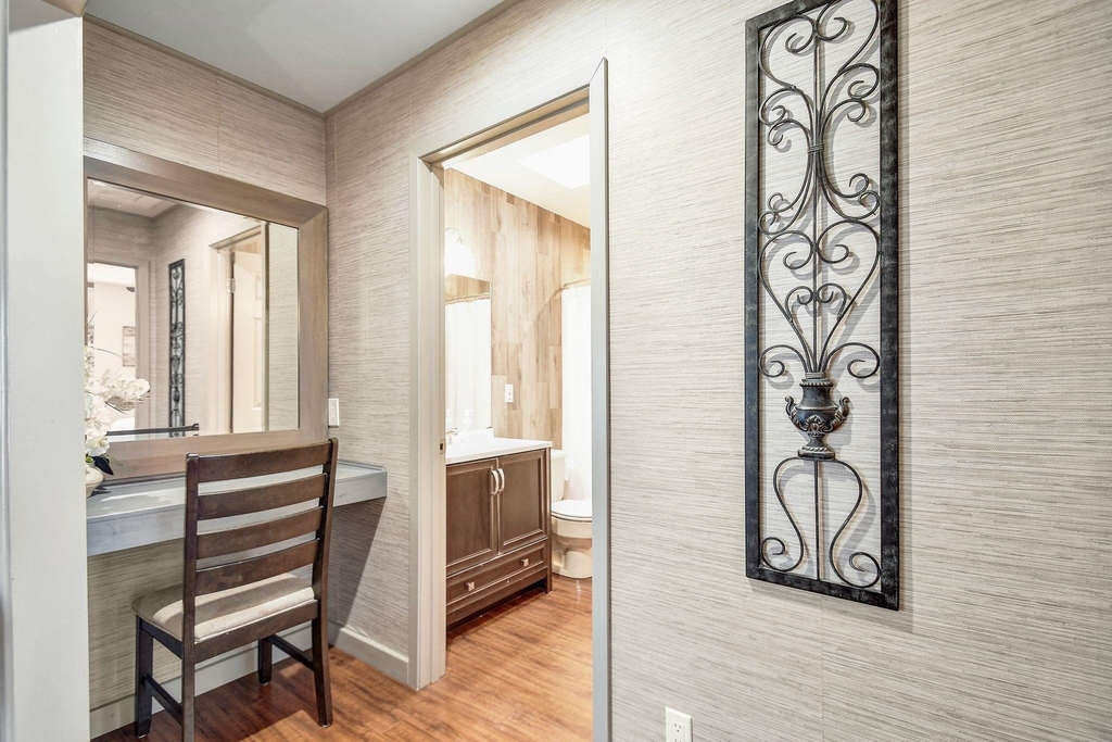2591 Lakeshore Dr - Photo 10