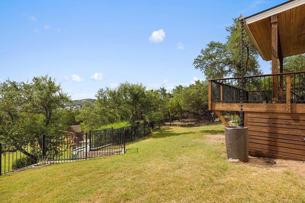 17133 Majestic Ridge Rd - Photo 32