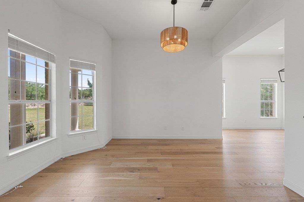 17133 Majestic Ridge Rd - Photo 6