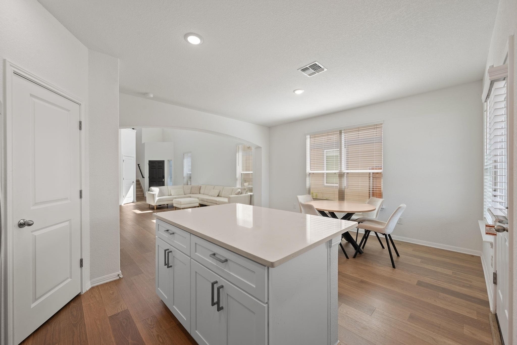 185 Jackman Dr - Photo 6