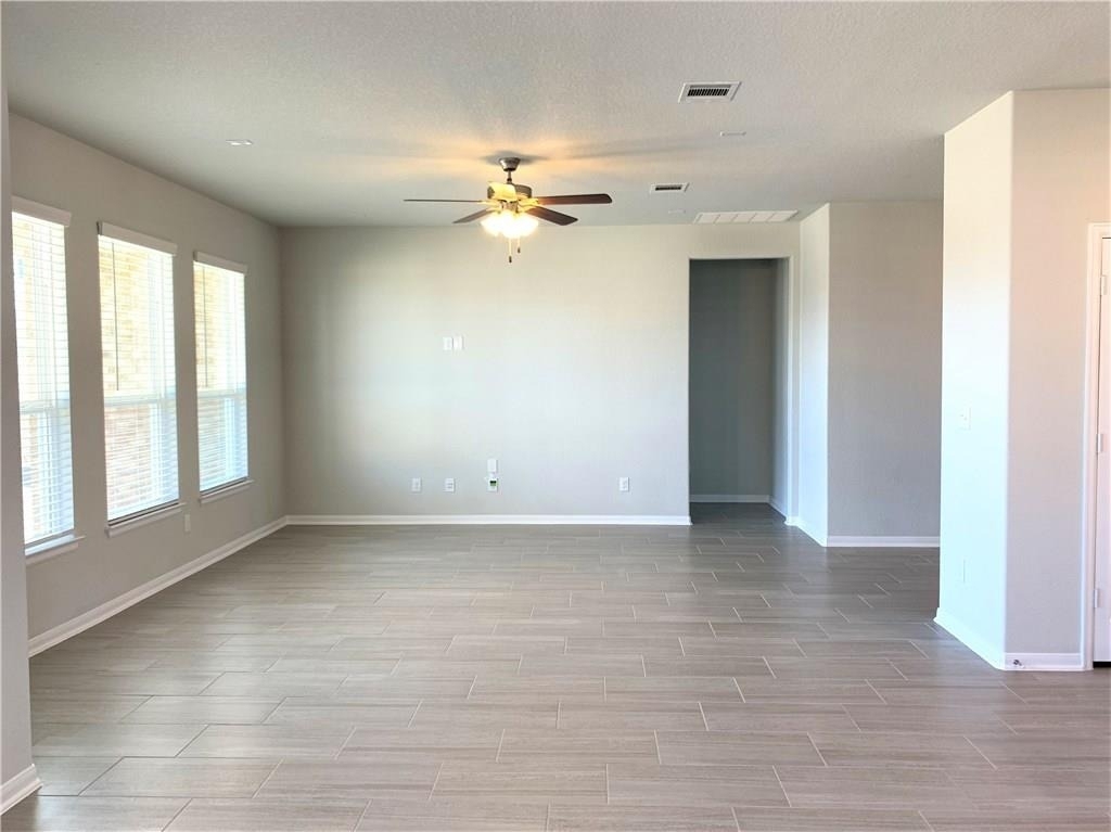 1104 Coulee Dr - Photo 10