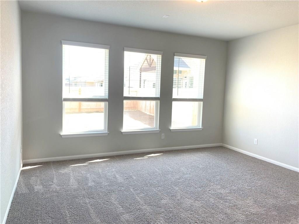 1104 Coulee Dr - Photo 11