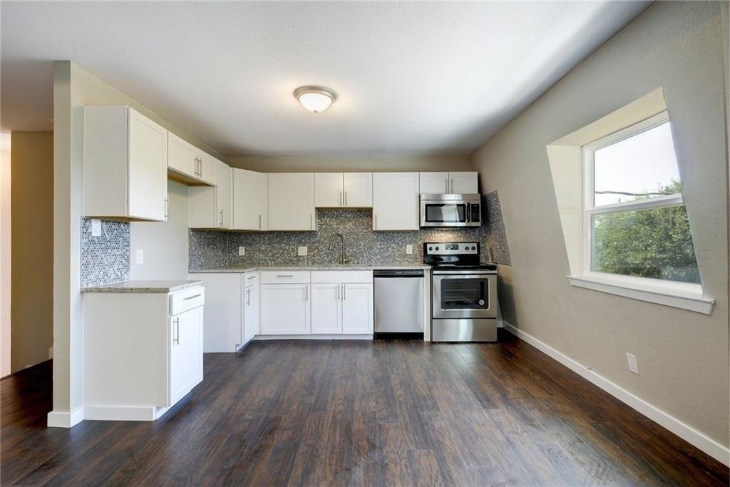 7204 Twin Crest Dr - Photo 0