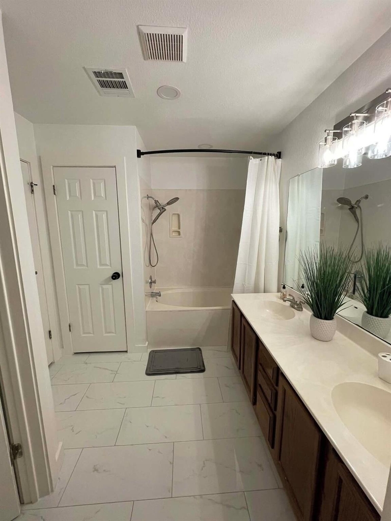 1401 Tetbury Ln - Photo 11