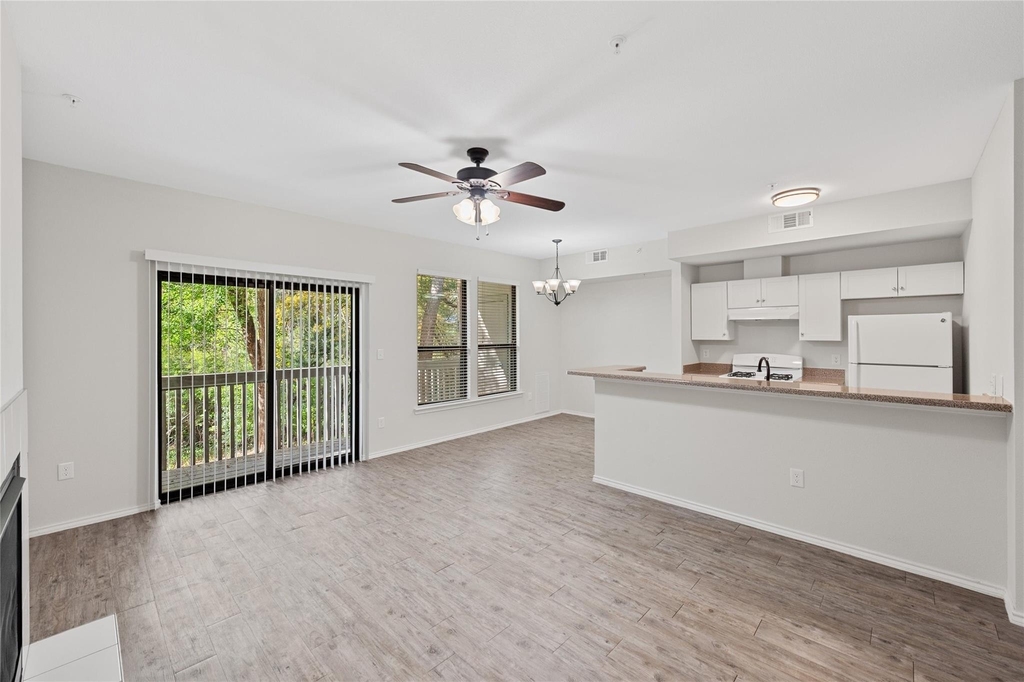 3839 Dry Creek Dr - Photo 5