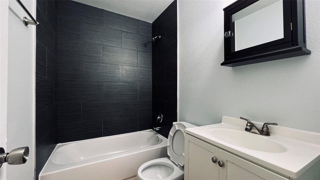 2301 Ohlen Rd - Photo 8