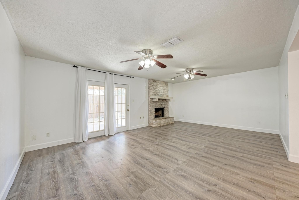 7917 Parliament Pl - Photo 7