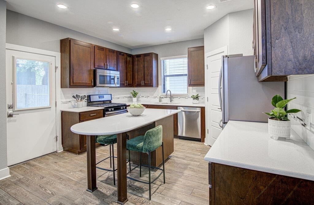 1409 Lorraine Loop - Photo 9