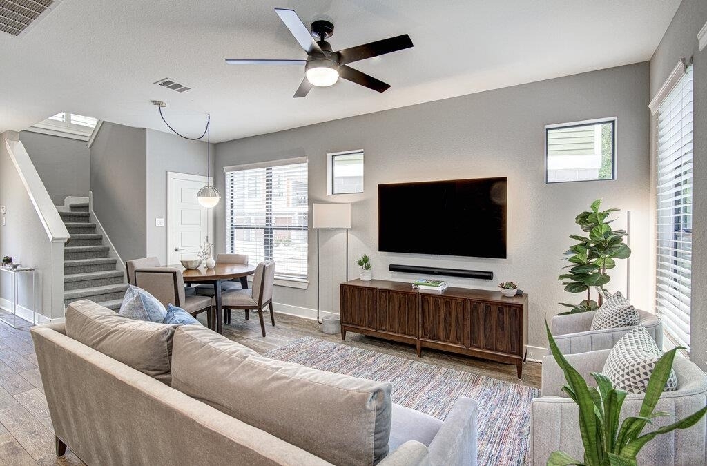 1409 Lorraine Loop - Photo 8