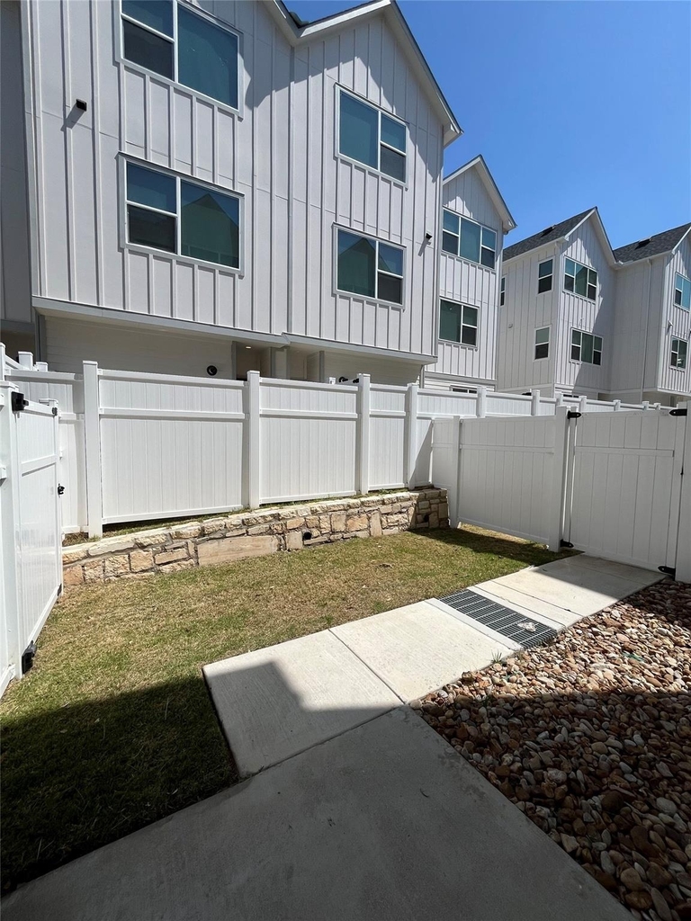 11600 Pastini Cir - Photo 1