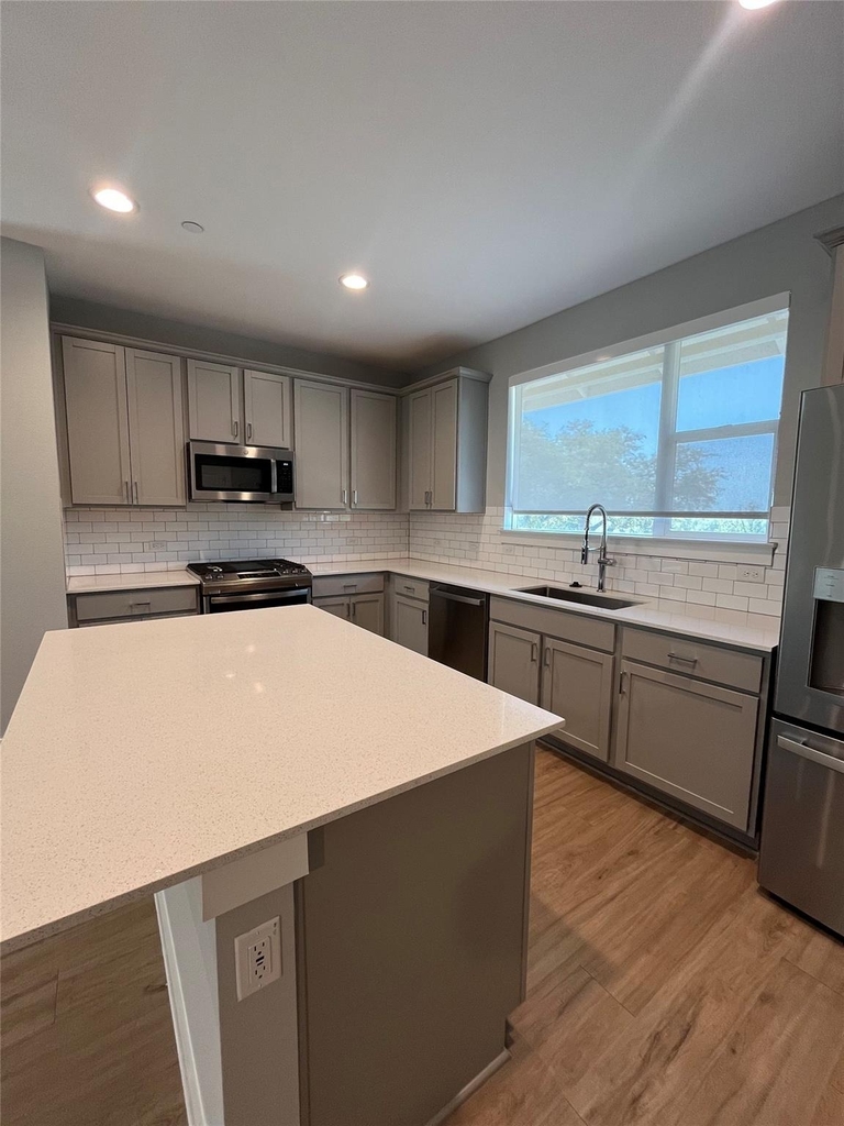 11600 Pastini Cir - Photo 9