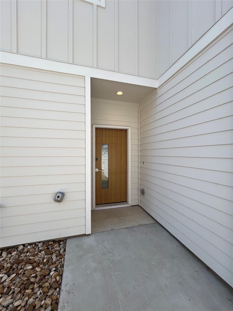 11600 Pastini Cir - Photo 0
