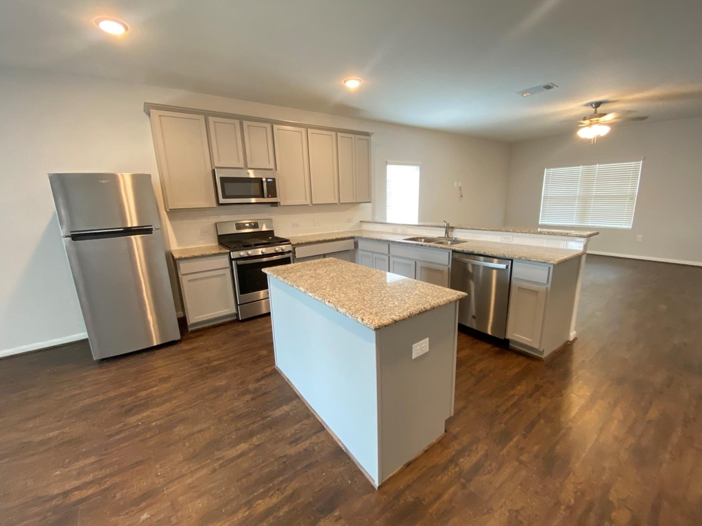 220 Timber Brook Dr - Photo 3