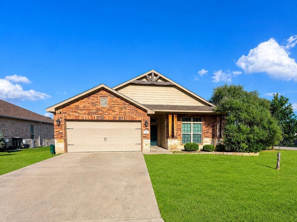 187 Chering Dr - Photo 0