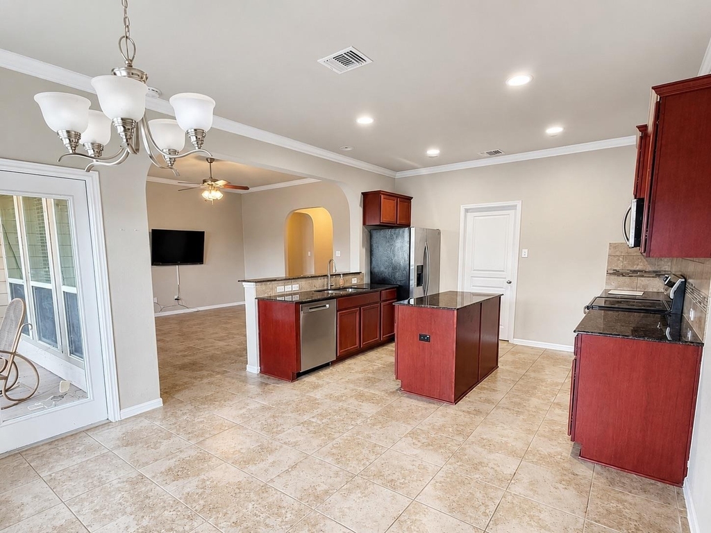 187 Chering Dr - Photo 6