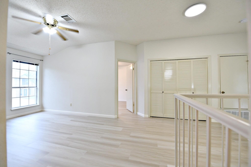 13329 Black Canyon Dr - Photo 11
